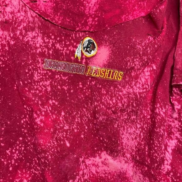 Washington Redskins NFL Team Apparel Womens Size Medium Red Distressed Shirt - Picture 2 of 4